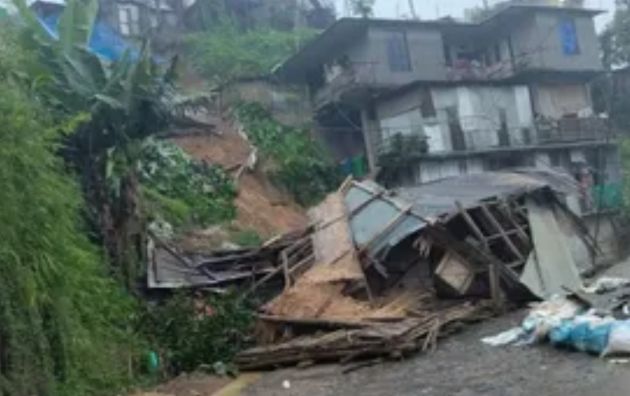 नगालैंड में भीषण लैंडस्लाइड: 4 लोगों की मौत, कई लोगों के मलबे में दबे होने की आशंका