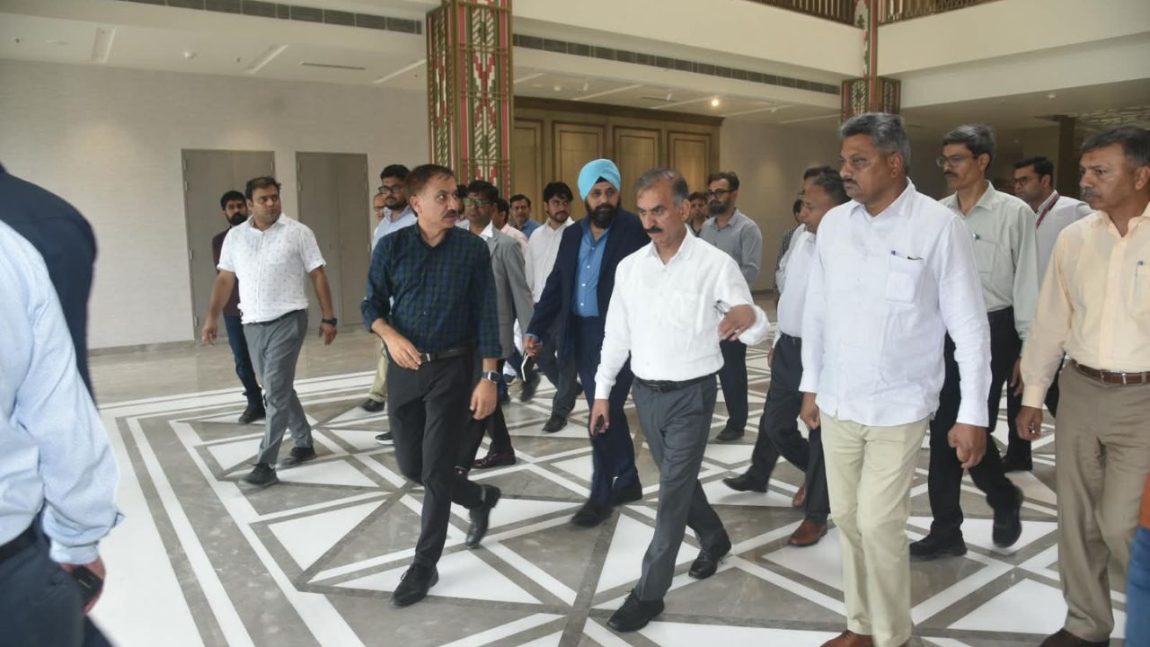 द्वारका में हिमाचल निकेतन भवन की प्रगति की समीक्षा, मुख्यमंत्री ने अधिकारियों को दिए समयबद्ध काम पूरा करने के निर्देश