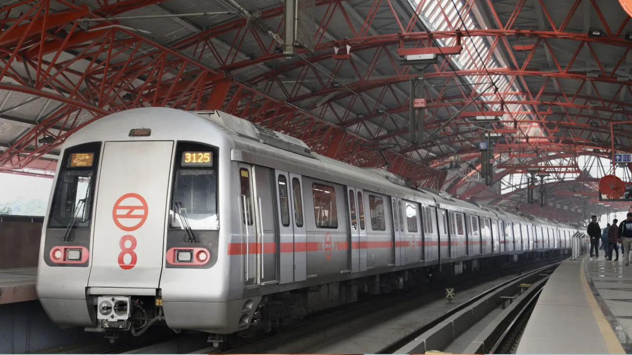 स्वतंत्रता दिवस समारोह के लिए दिल्ली मेट्रो तैयार, 15 अगस्त को सुबह 4 बजे से दौड़ेगी मेट्रो