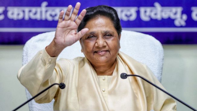 BSP में फिर बड़ा एक्शन, मायावती ने पूर्व स्वास्थ्य मंत्री अनंत मिश्रा को निकाला ;जानें क्या है वजह